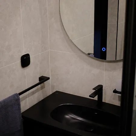 아파트 Eleve Residences - Obsidian *
