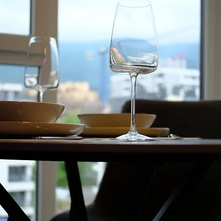 Eleve Residences - Obsidian 아파트 소피아