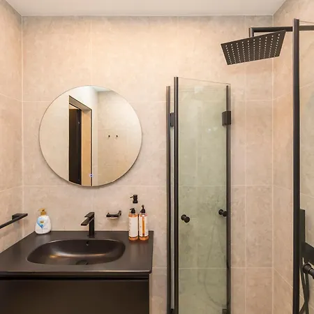 Eleve Residences - Obsidian * ソフィア