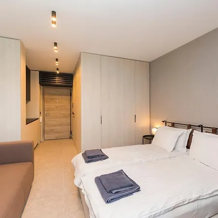 Eleve Residences - Obsidian *